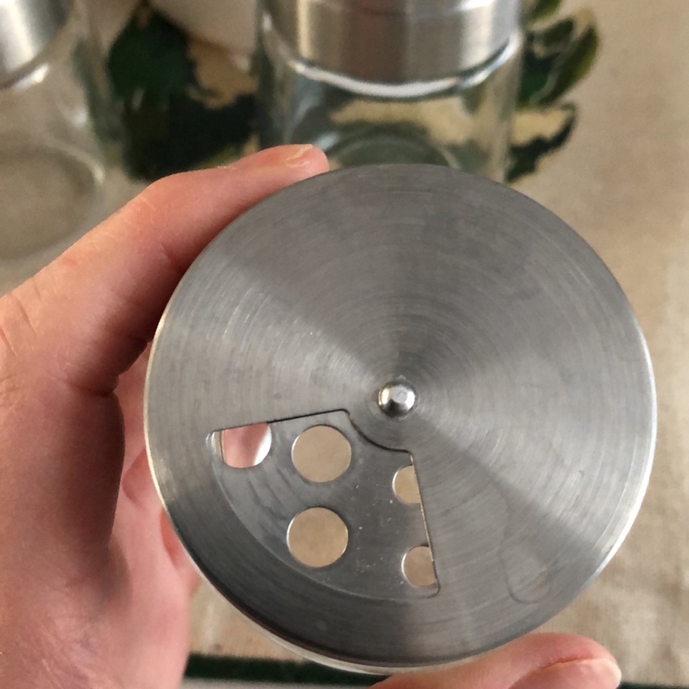 Spice jars - Picture 2 of 4
